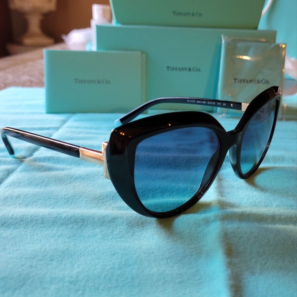 SOLD Tiffany & Co Sunglasses TF4170.  MA1215 - Picture 3 of 17